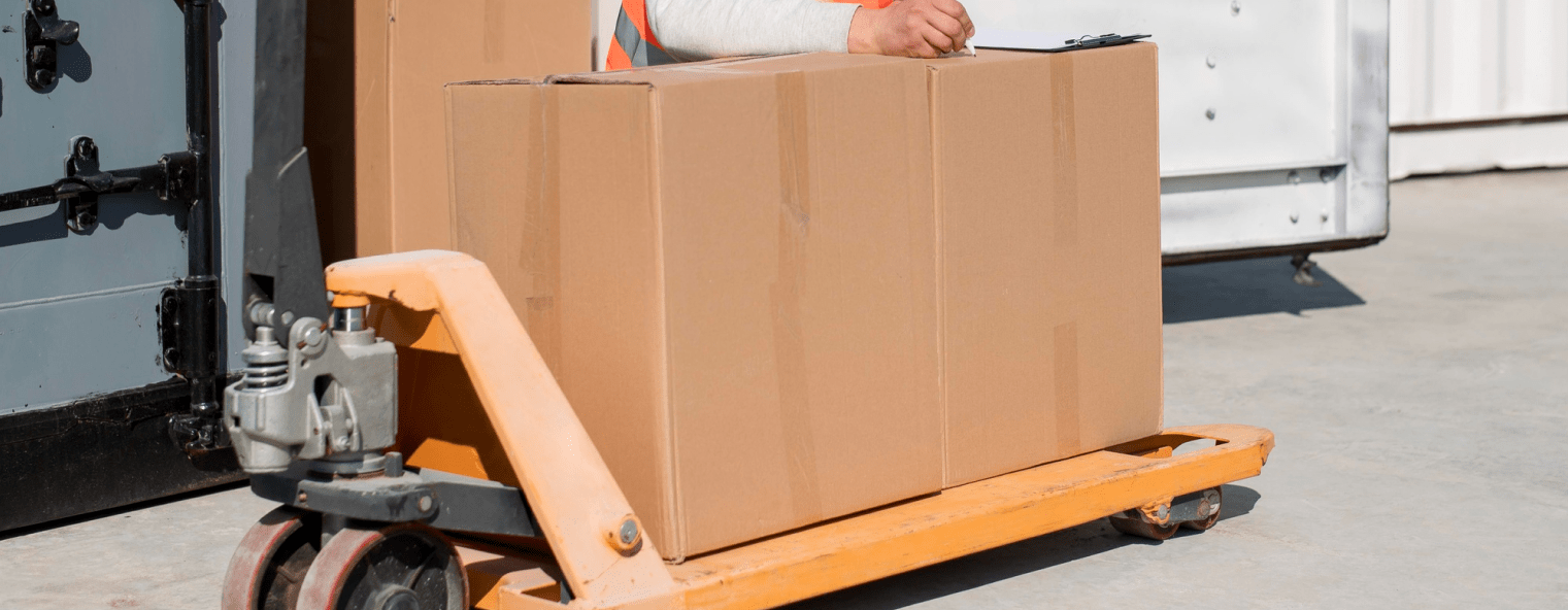 Improving Warehouse Operations with Electric Pallet Trucks